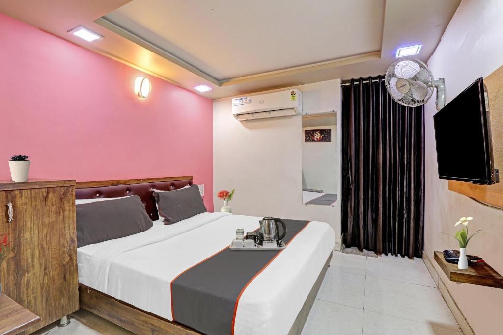 Ахмедабад: OYO 47110 Hotel Royal Palace