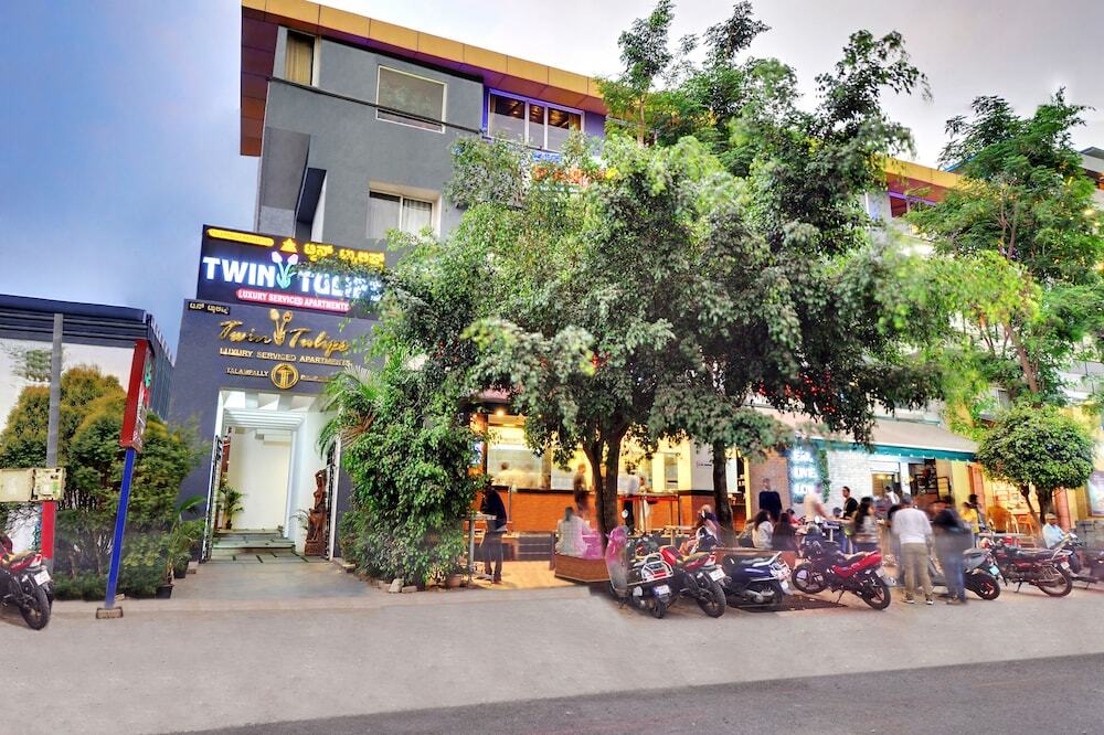 Бангалор: Twin Tulips Hotel