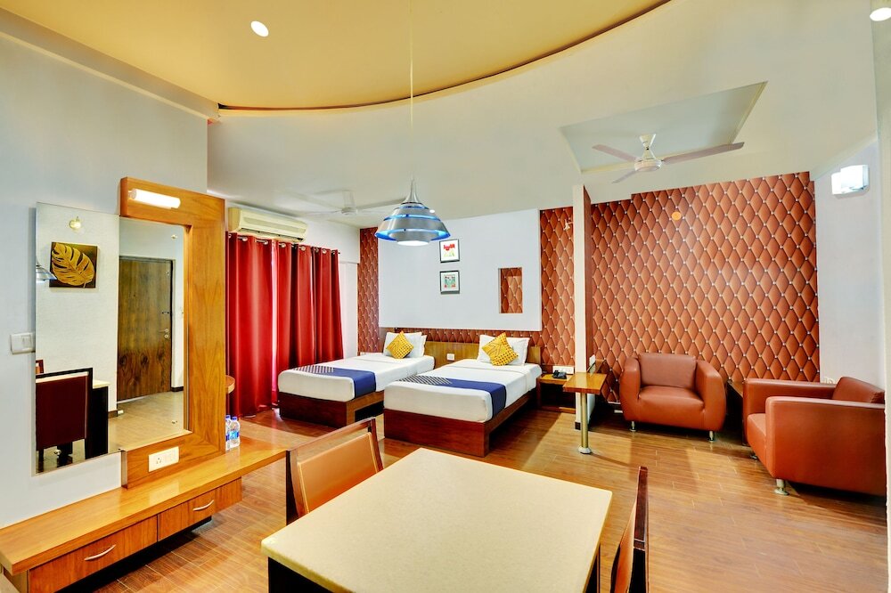 Бангалор: Twin Tulips Hotel