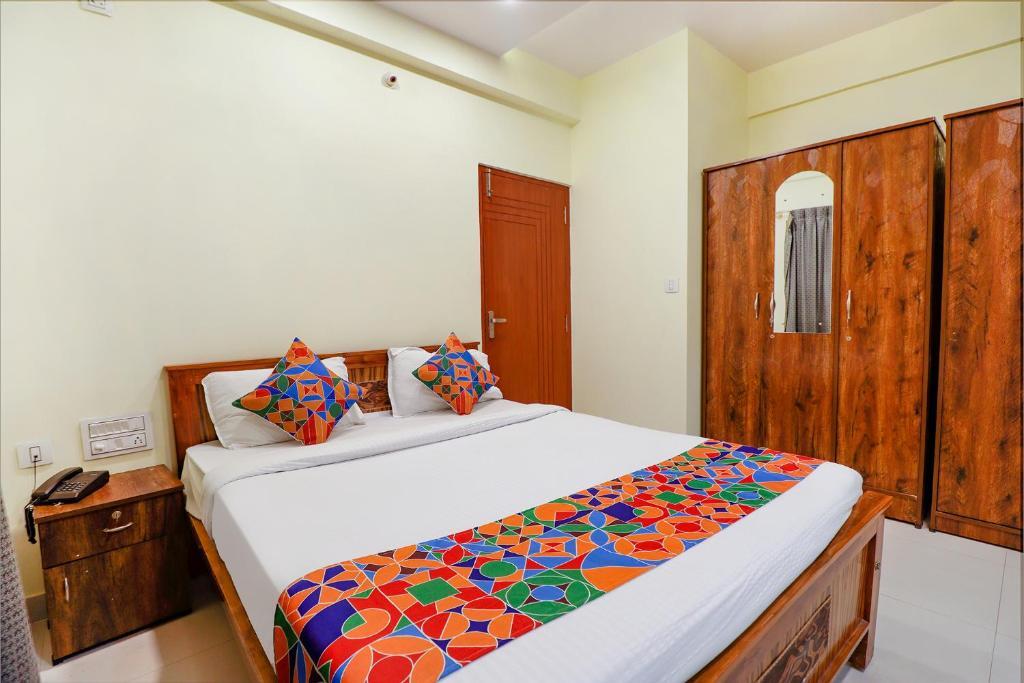 Бангалор: Fabhotel Kings Suites