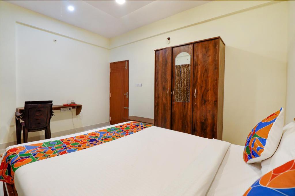 Бангалор: Fabhotel Kings Suites