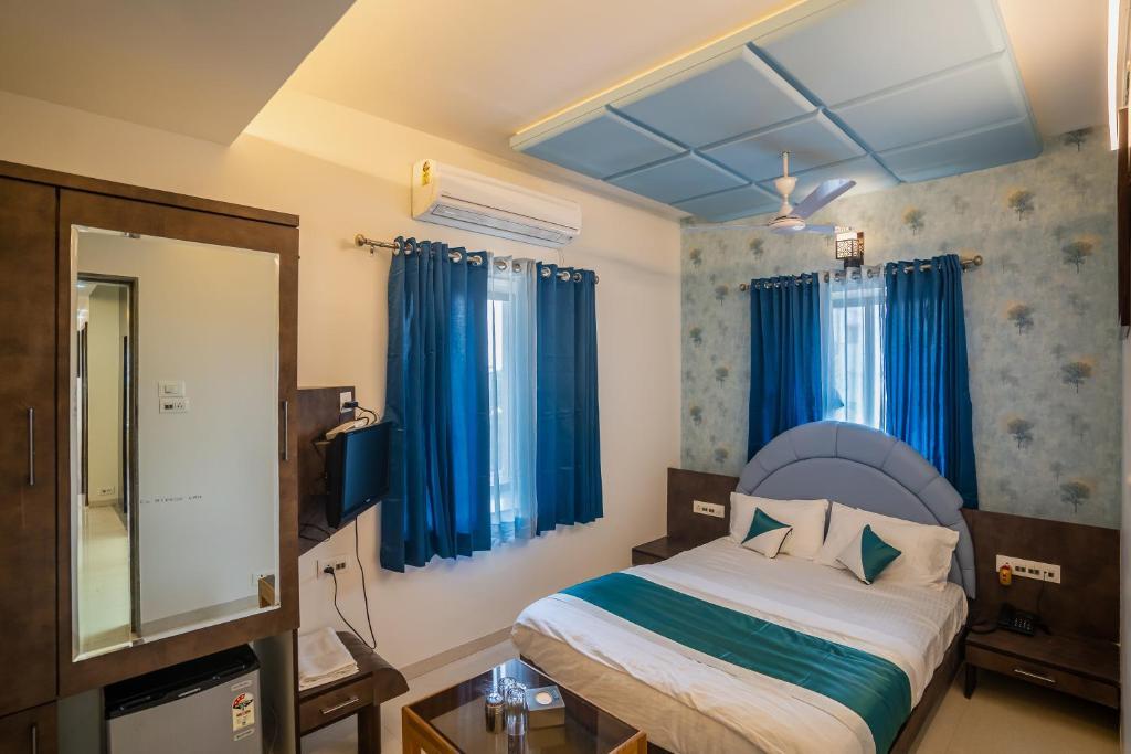 Ахмеднагар: Hotel New Panchratna