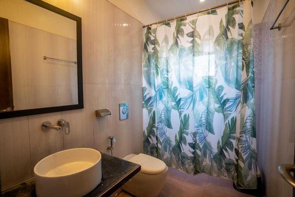 Ахмеднагар: Hotel New Panchratna