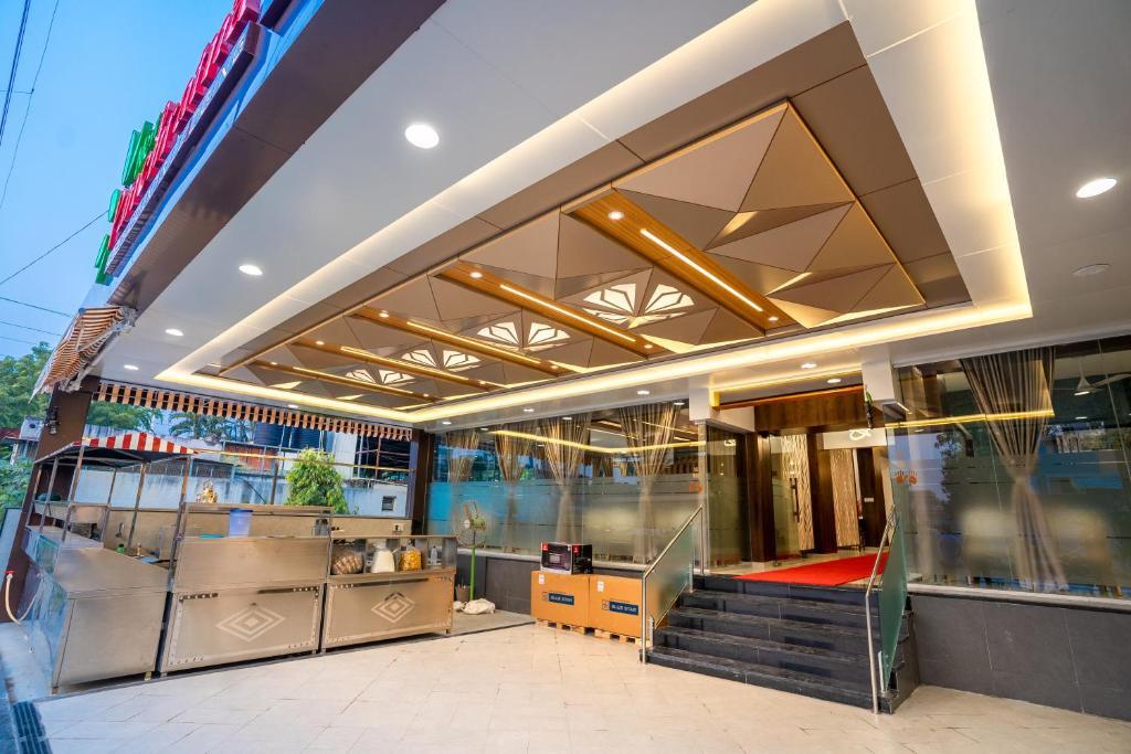 Ахмеднагар: Hotel New Panchratna