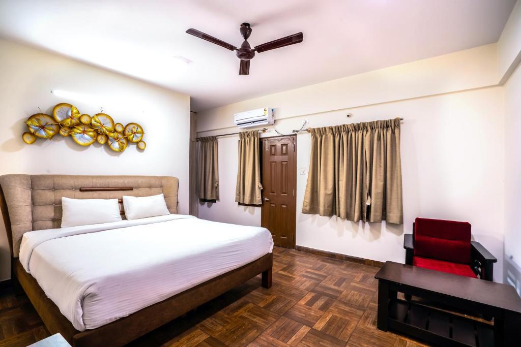 Бангалор: White Lotus By Orbit Hotels