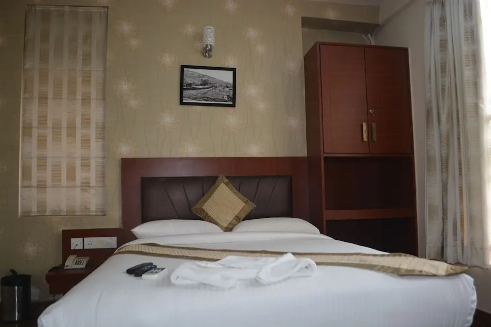 Бангалор: Emerald Suites by Kallate