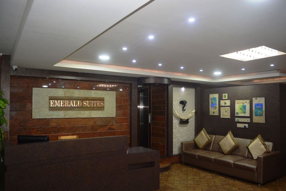 Бангалор: Emerald Suites by Kallate