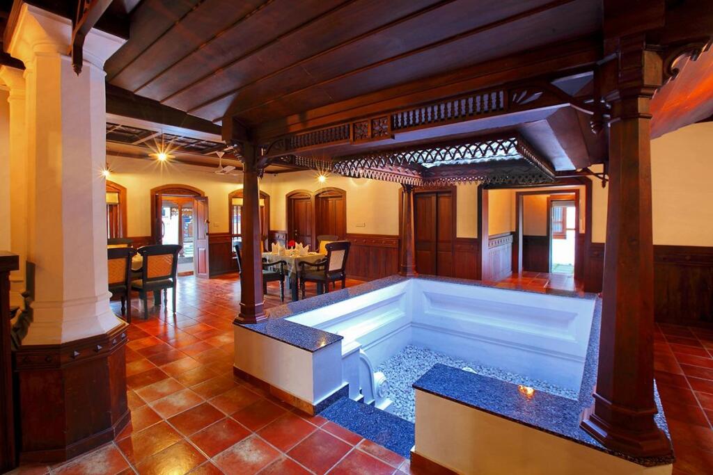 Атирапалли: Kovilakam Heritage Resort