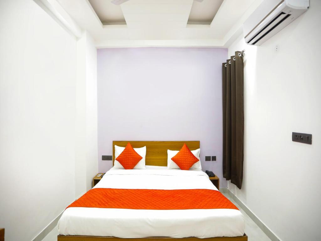 Нойда: Hotel Golden Admire- Noida Sector 56