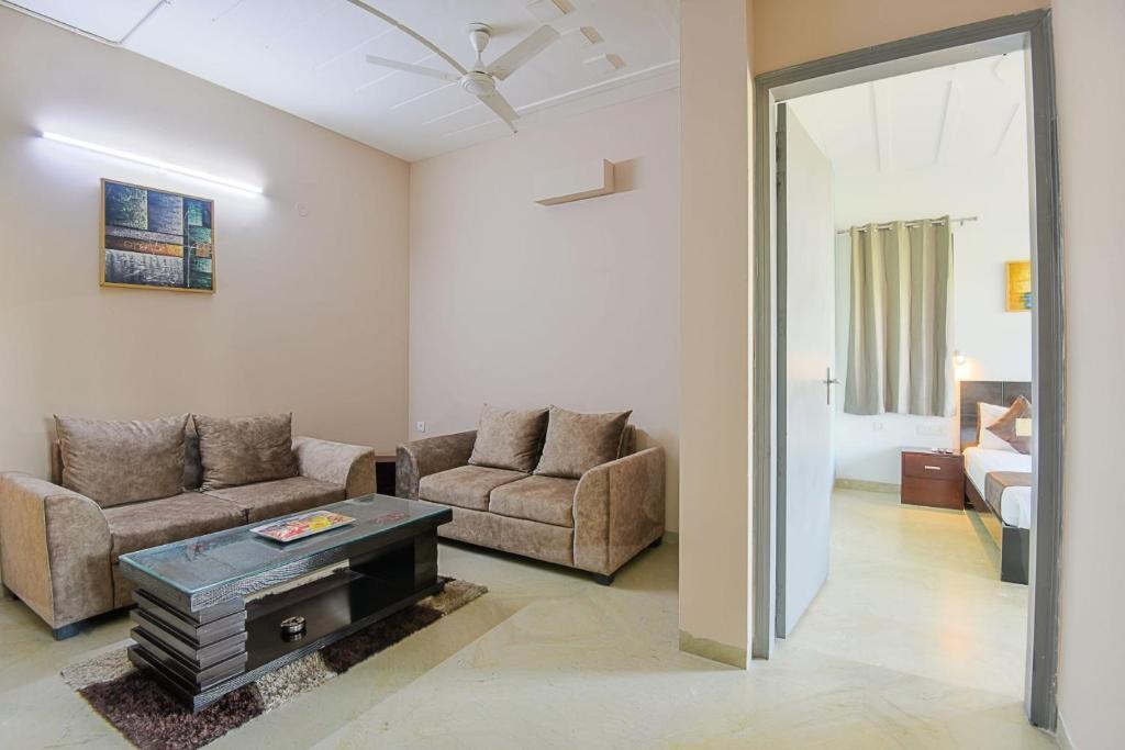 Гуруграм: Bluo Modern 2 Bhk Medanta Medicity