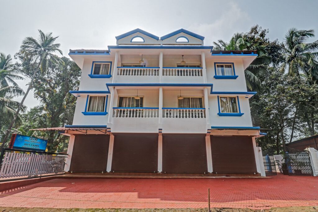 Бенаулим: Collection O 83452 Grand Royal Palms