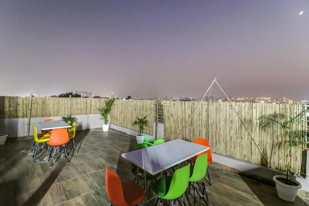 Гуруграм: OYO Townhouse 513 Hotel Skylight Near Medanta Hospital