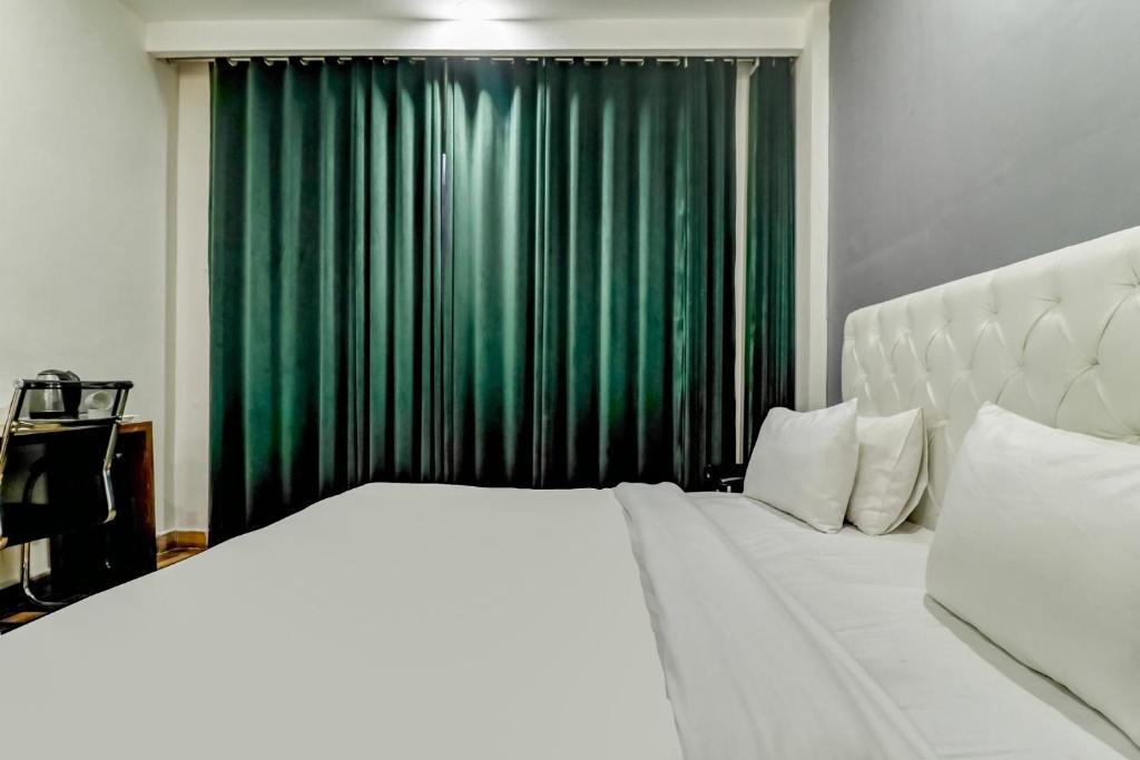 Гуруграм: OYO Townhouse 513 Hotel Skylight Near Medanta Hospital