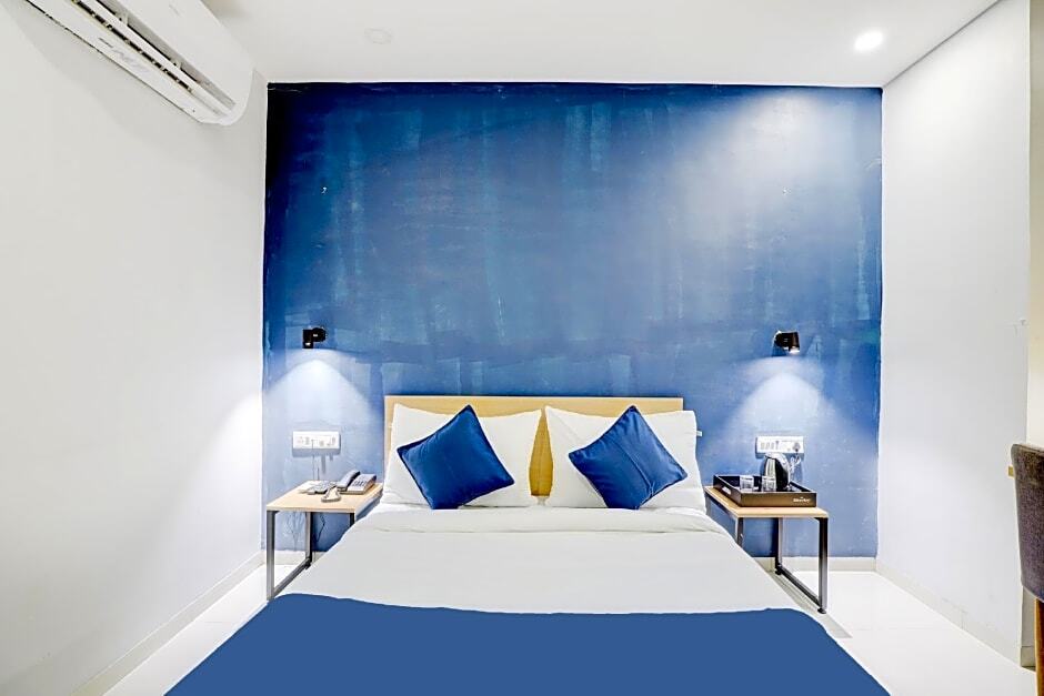 Вадодара: OYO SilverKey 80945 Ace Hotel