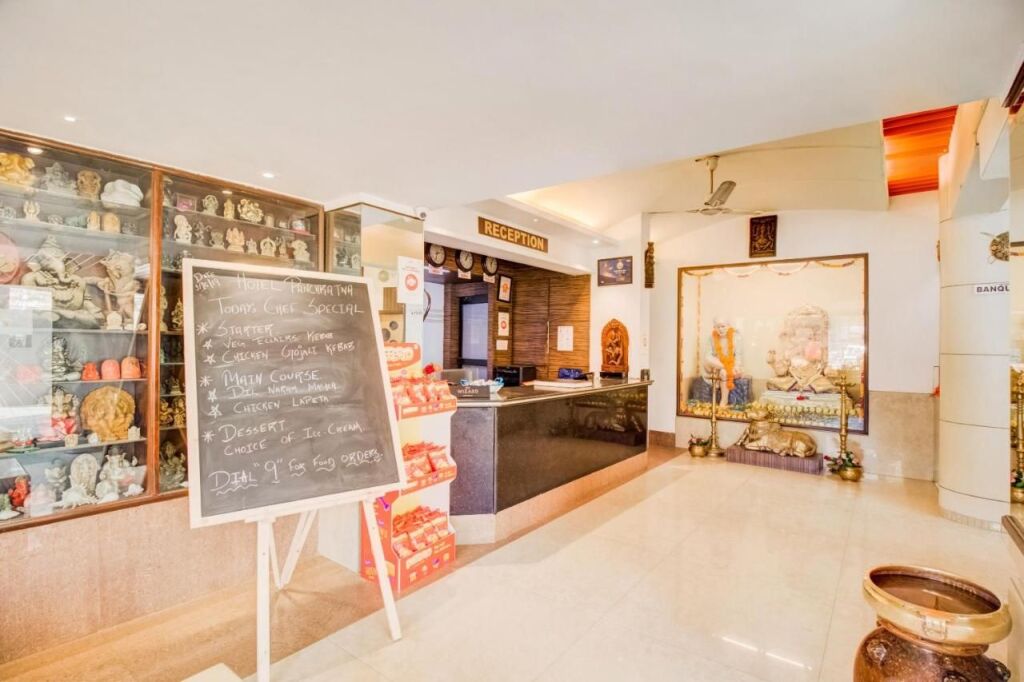 Панвель: Collection O 81194 Hotel Panchratna
