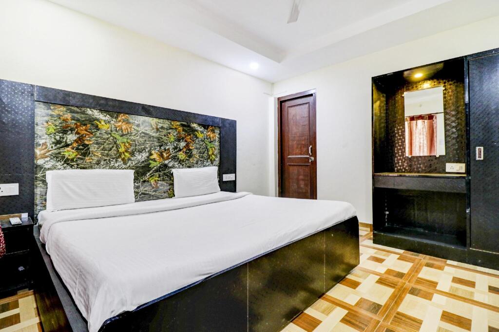 Дармсала: OYO 84086 Hotel Sandiyana Inn