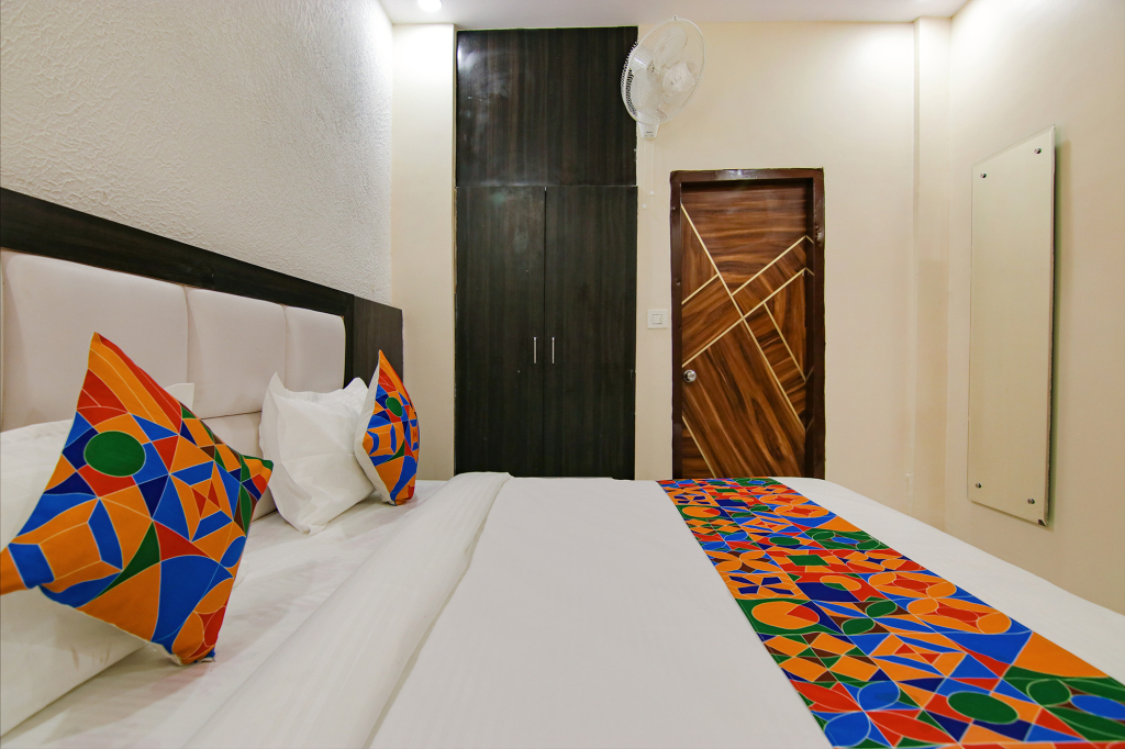 Зиракпур: Fabhotel Palm Plaza
