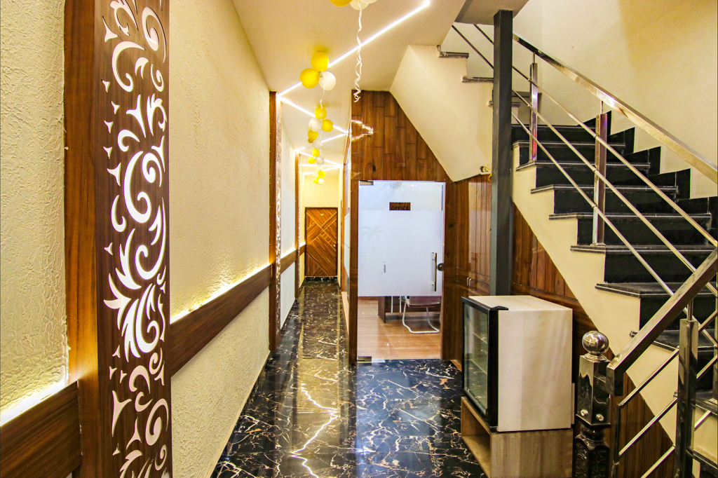 Зиракпур: Fabhotel Palm Plaza