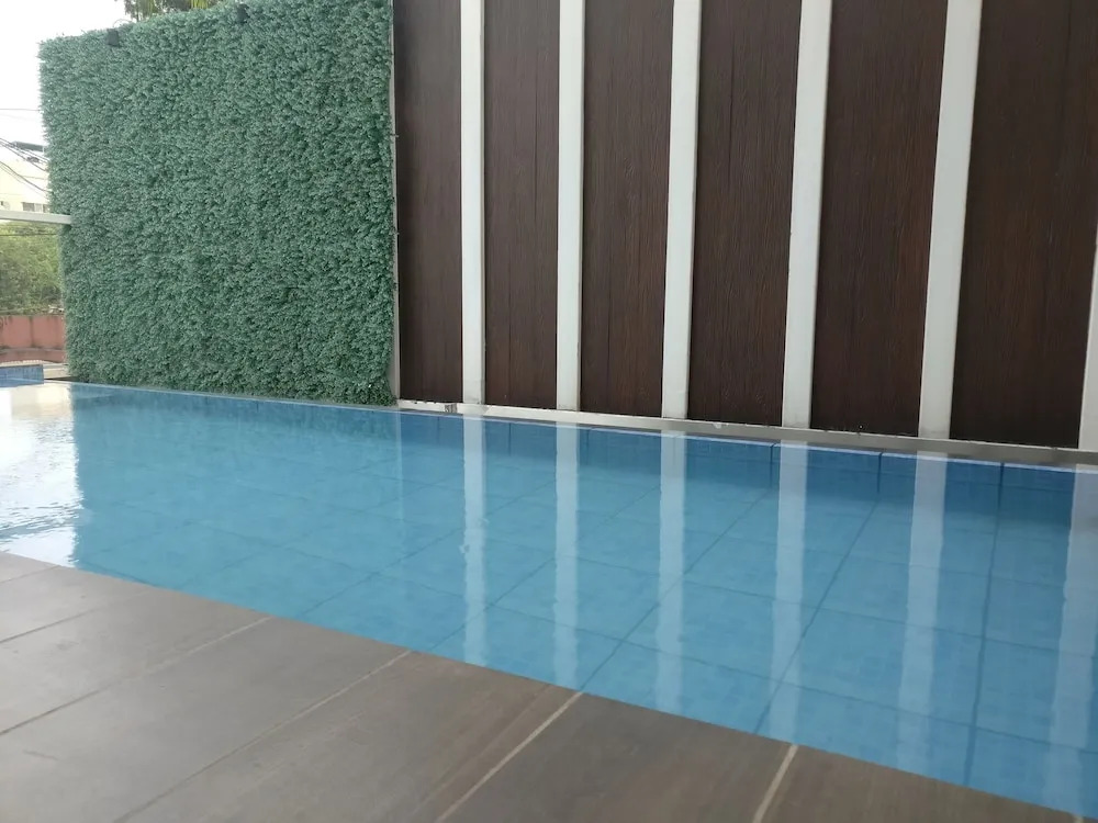 Бхопал: OYO 27866 Hotel Gud Stay