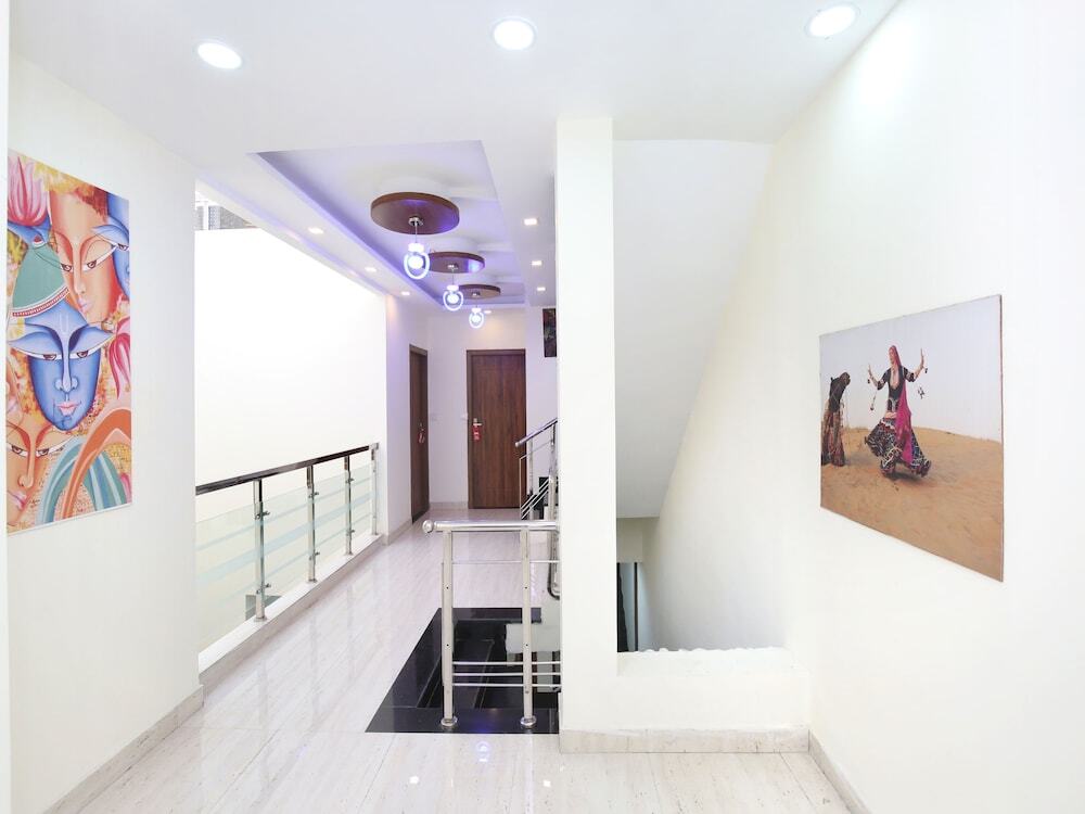 Чандигарх: Capital O 322 Hotel Royal