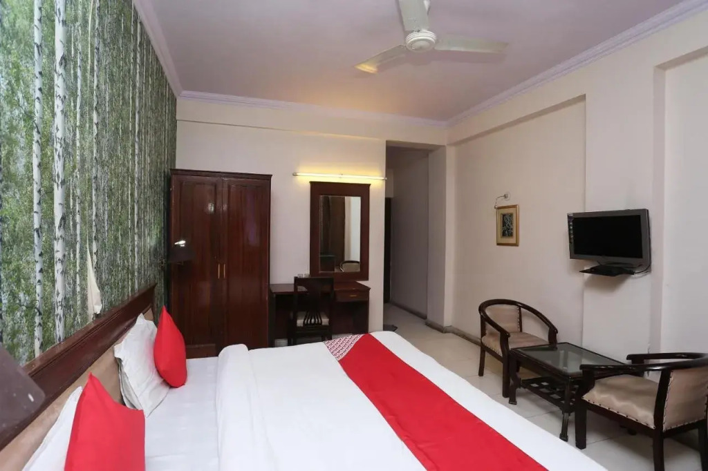 Агра: Capital O 41218 Hotel Nouva