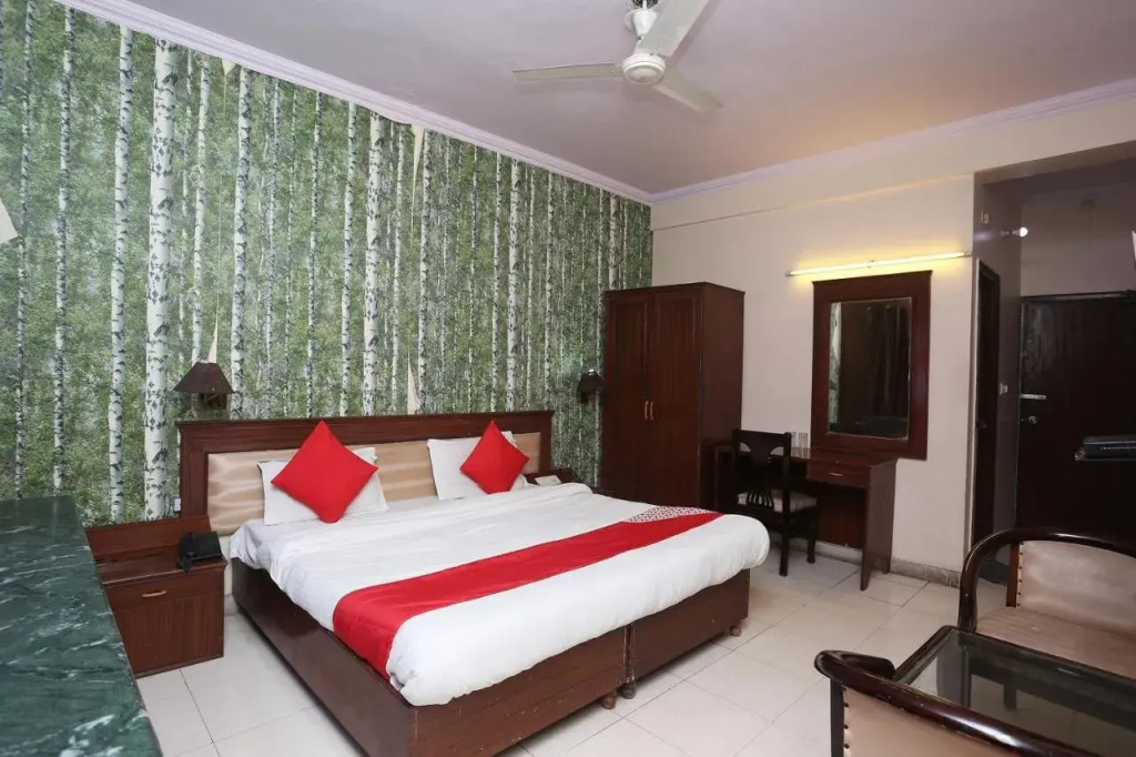 Агра: Capital O 41218 Hotel Nouva