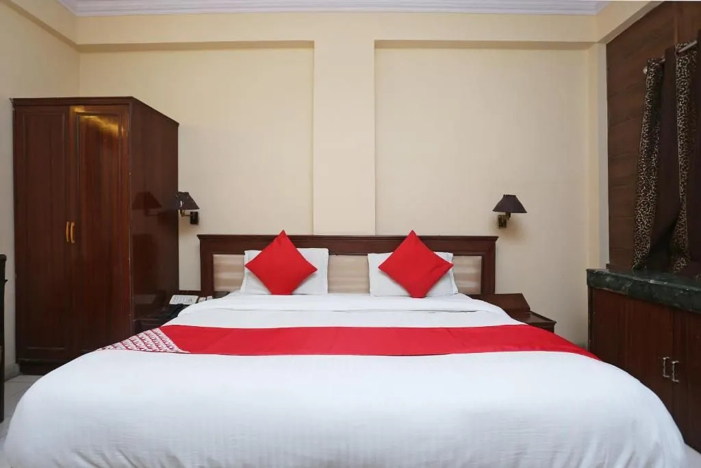 Агра: Capital O 41218 Hotel Nouva