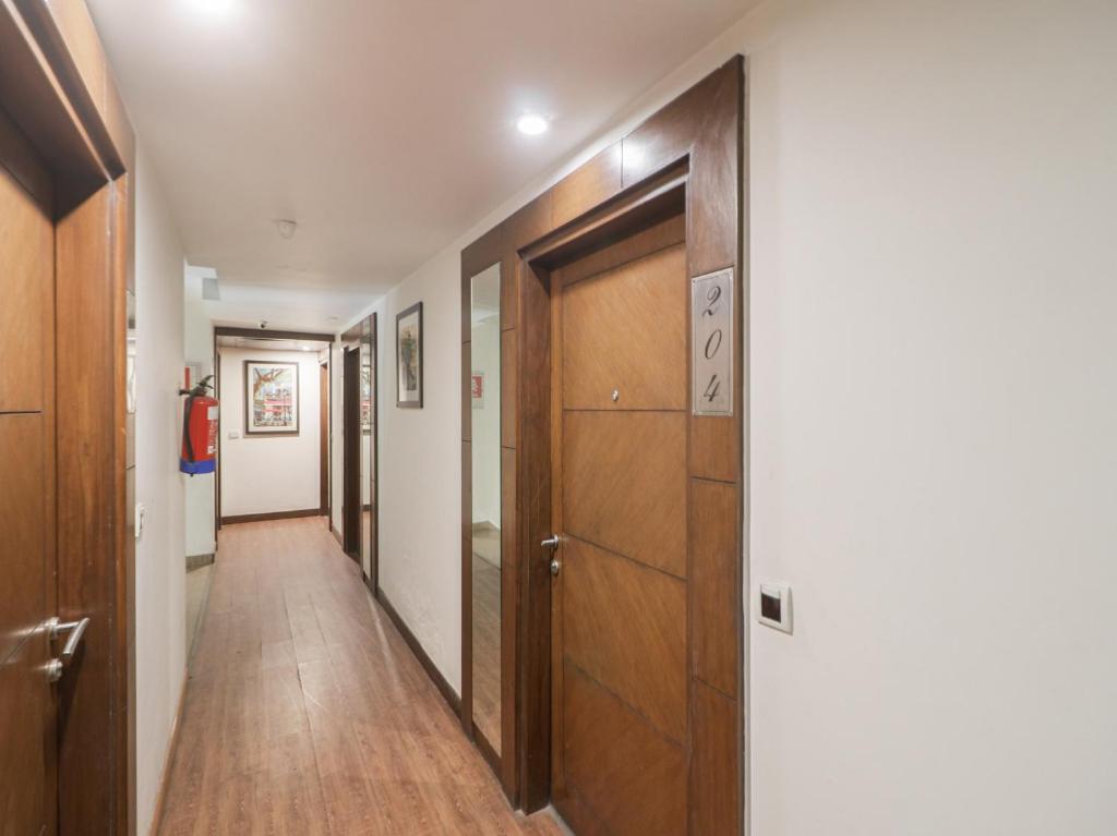 Гуруграм: Townhouse 842 Hans Plaza