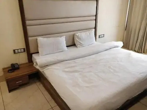 Джвалапур: Capital O 81142 Hotel Pink Paradise