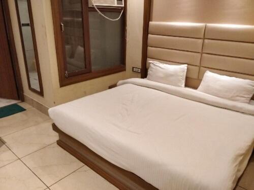 Джвалапур: Capital O 81142 Hotel Pink Paradise