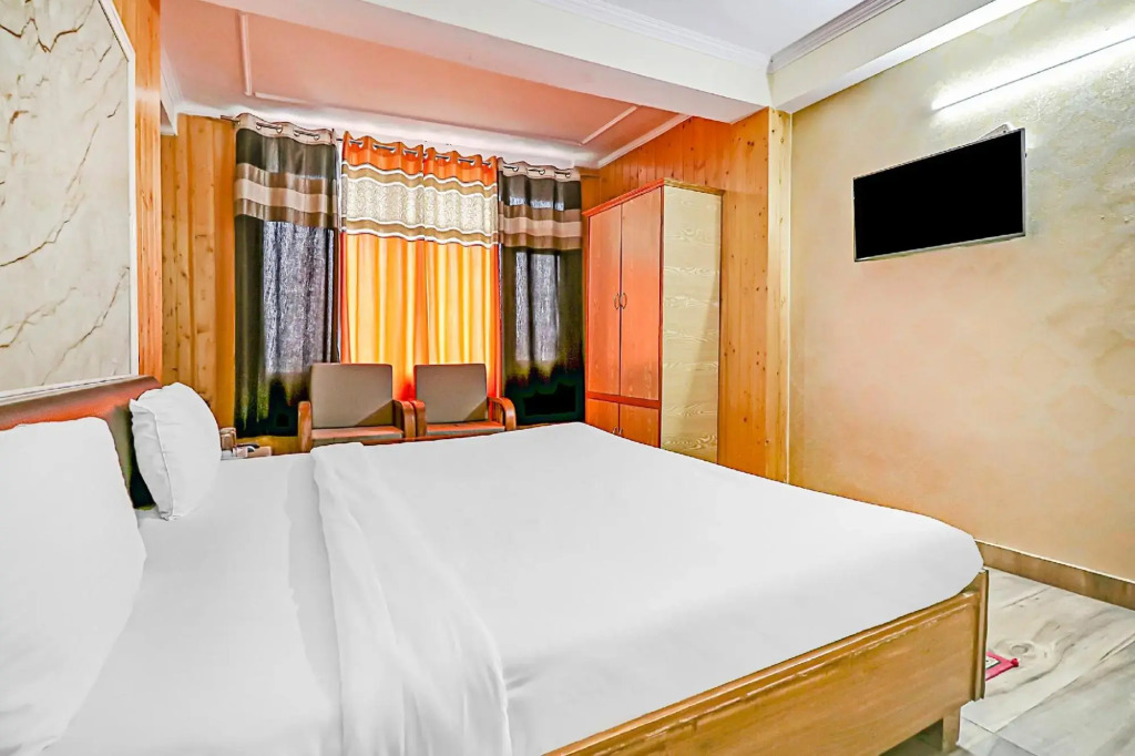 Шимла: Collection O 83430 Hotel Sanjauli Inn