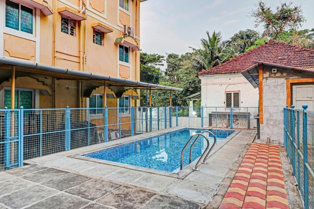 Нерул: Capital O 84338 Goodstays