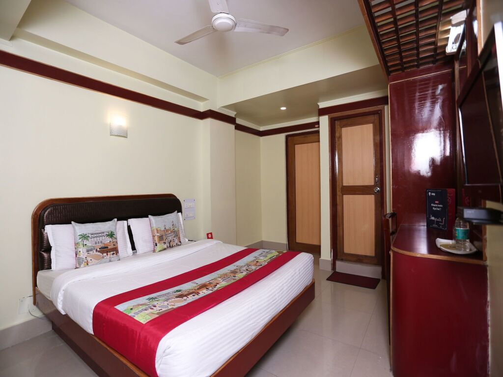 Гувахати: Collection O 4793 Hotel President