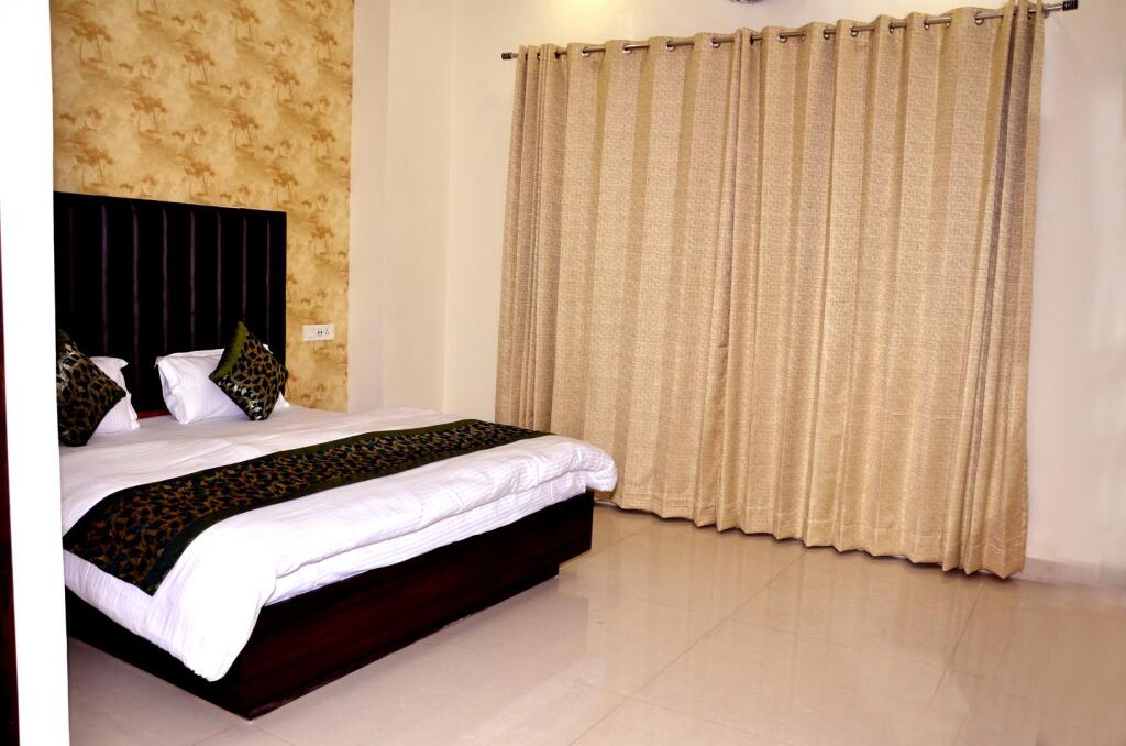 Амритсар: Hotel Golden Residency