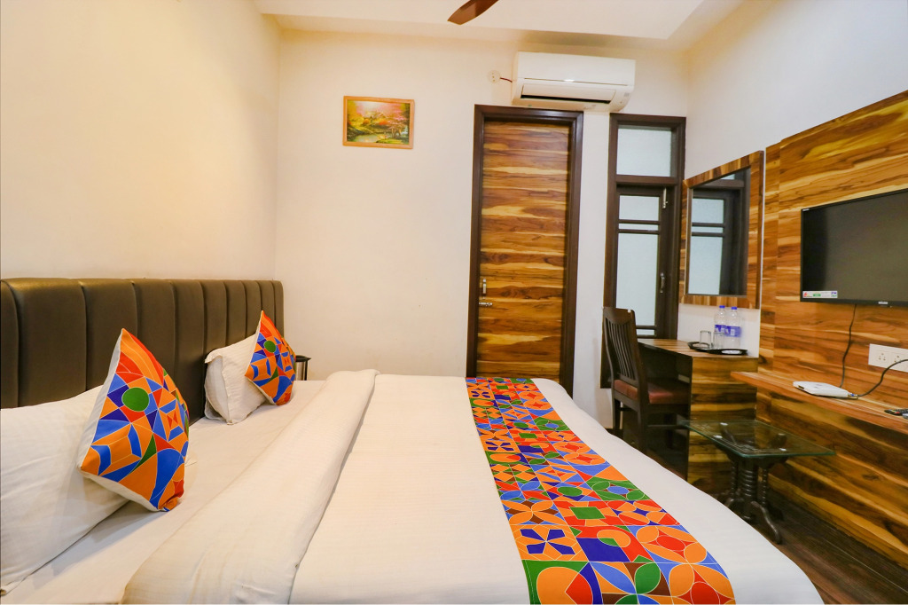 Амритсар: FabHotel JP Residency