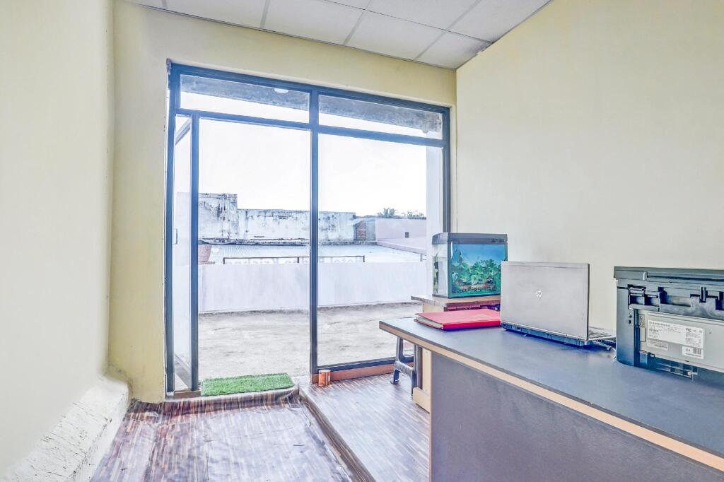 Нагпур: OYO Flagship 81020 Hotel Radhe Krishna