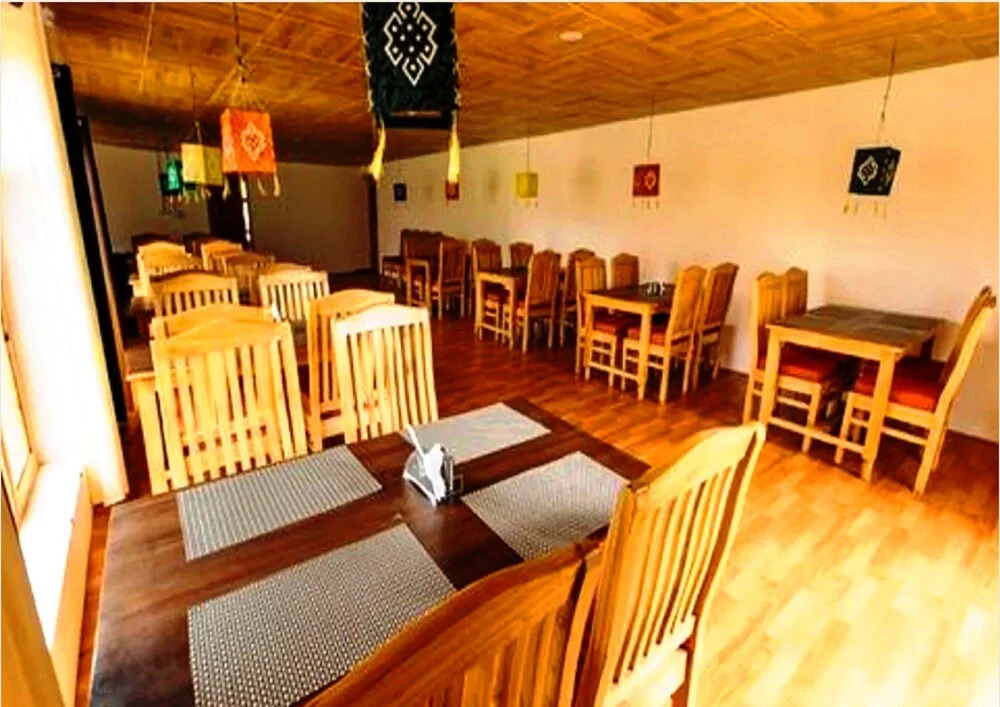 Хундер: TIH Magpie Camp
