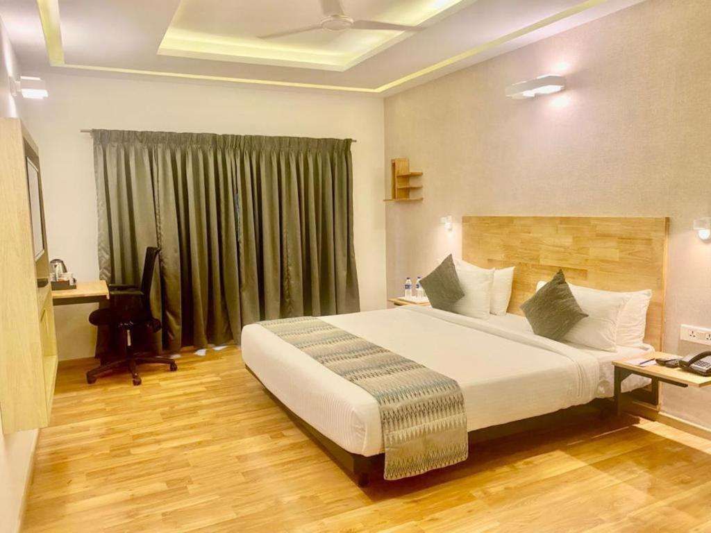 Бангалор: Click Hotel DBR