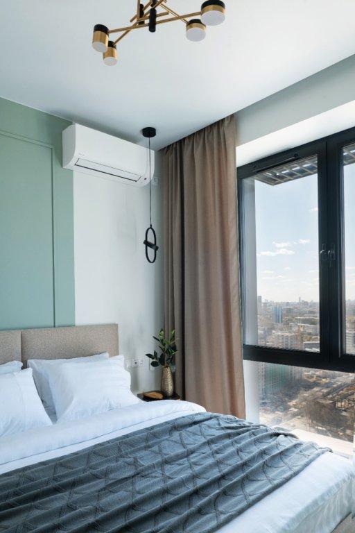 Москва: Апартаменты с Панорамными Окнами с Видом на Москву