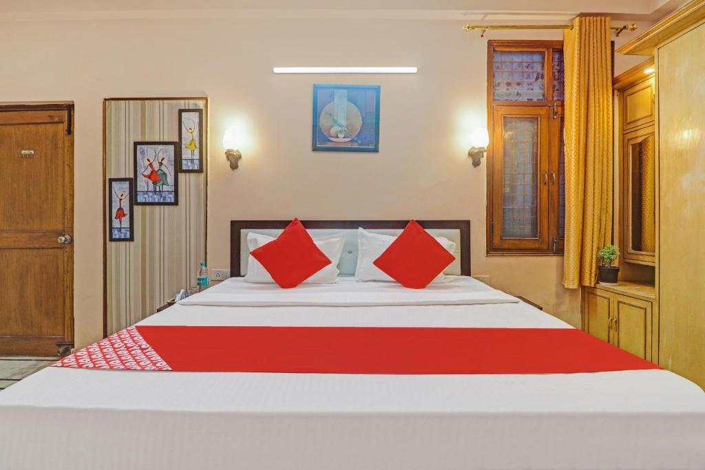 Газиабад: OYO Flagship 82808 Abut Guest House