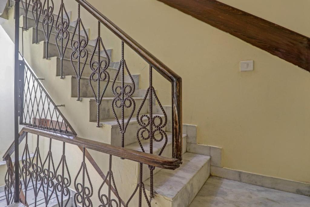 Газиабад: OYO Flagship 82808 Abut Guest House