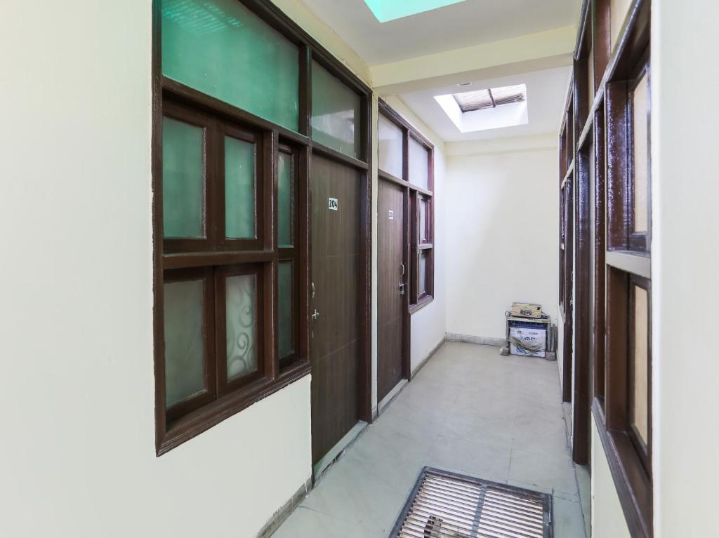 Гуруграм: OYO 85147 Royal Residency