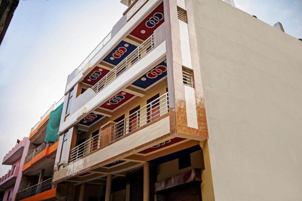 Найни: OYO 85570 Hotel Krishna