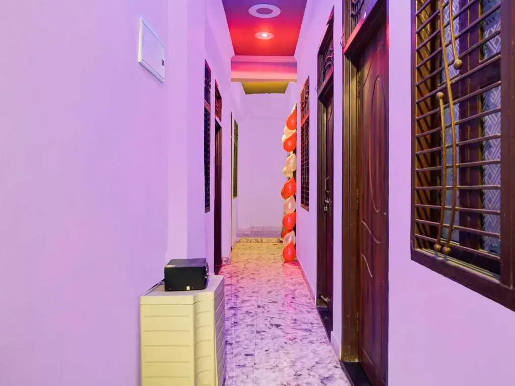 Найни: OYO 85570 Hotel Krishna