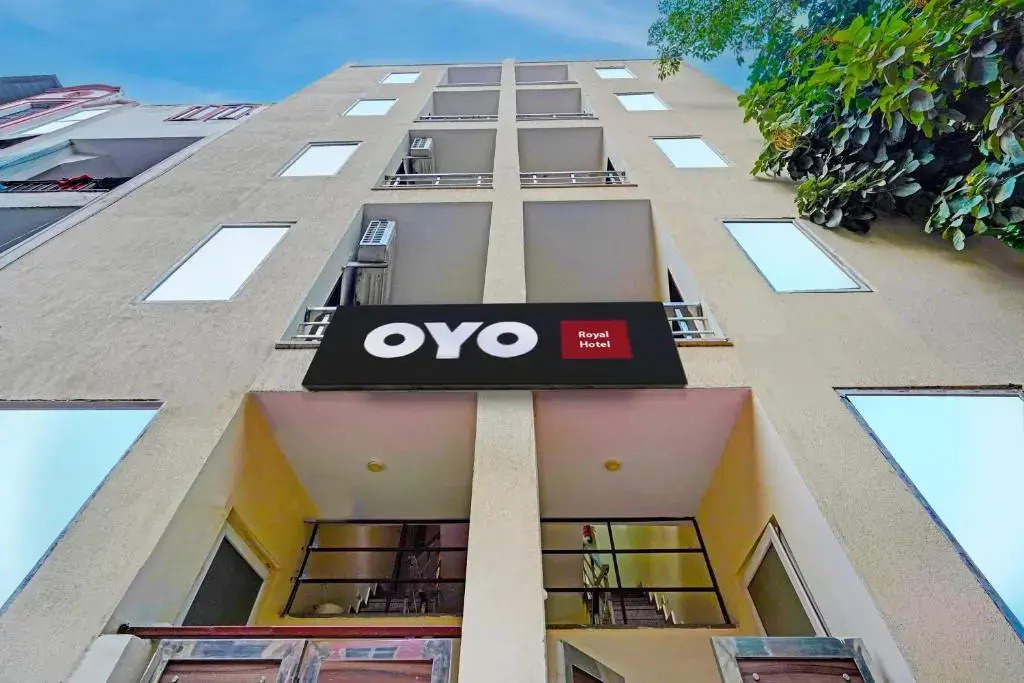 Гуруграм: OYO 85695 Royal Hotel