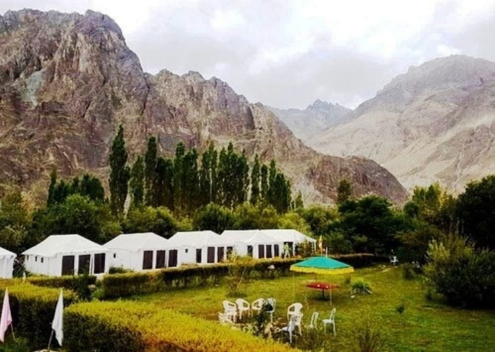 Хундер: TIH Hidden Valley Camp - Hunder