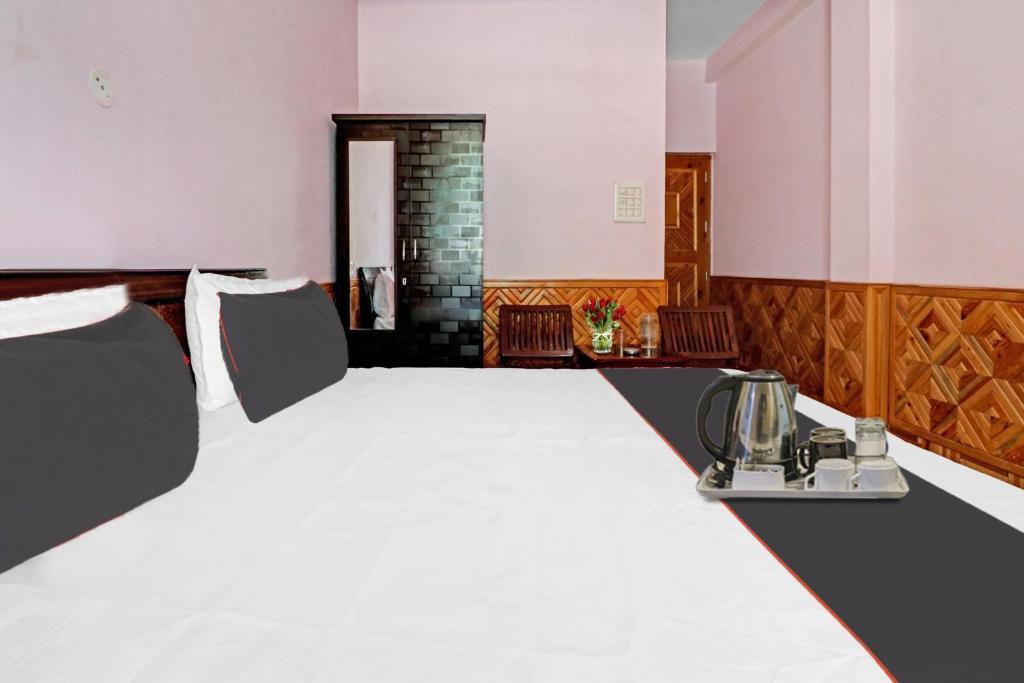 Манали: Capital O 91254 Hotel Snow Drop