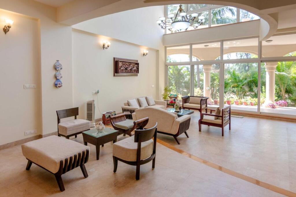 Алибаг: SaffronStays La Casa Maestro, Kashid