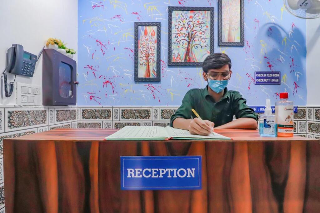 Aligarh: Spot On 76426 R N Residency