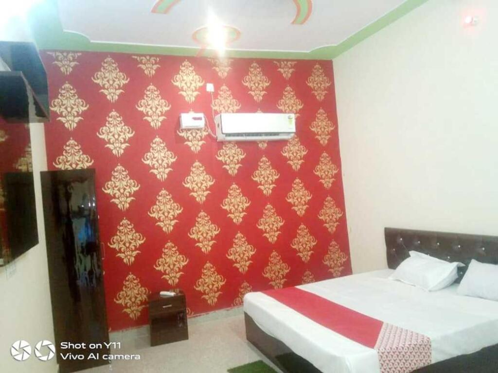 Aligarh: OYO 93312 Hotel The J p s